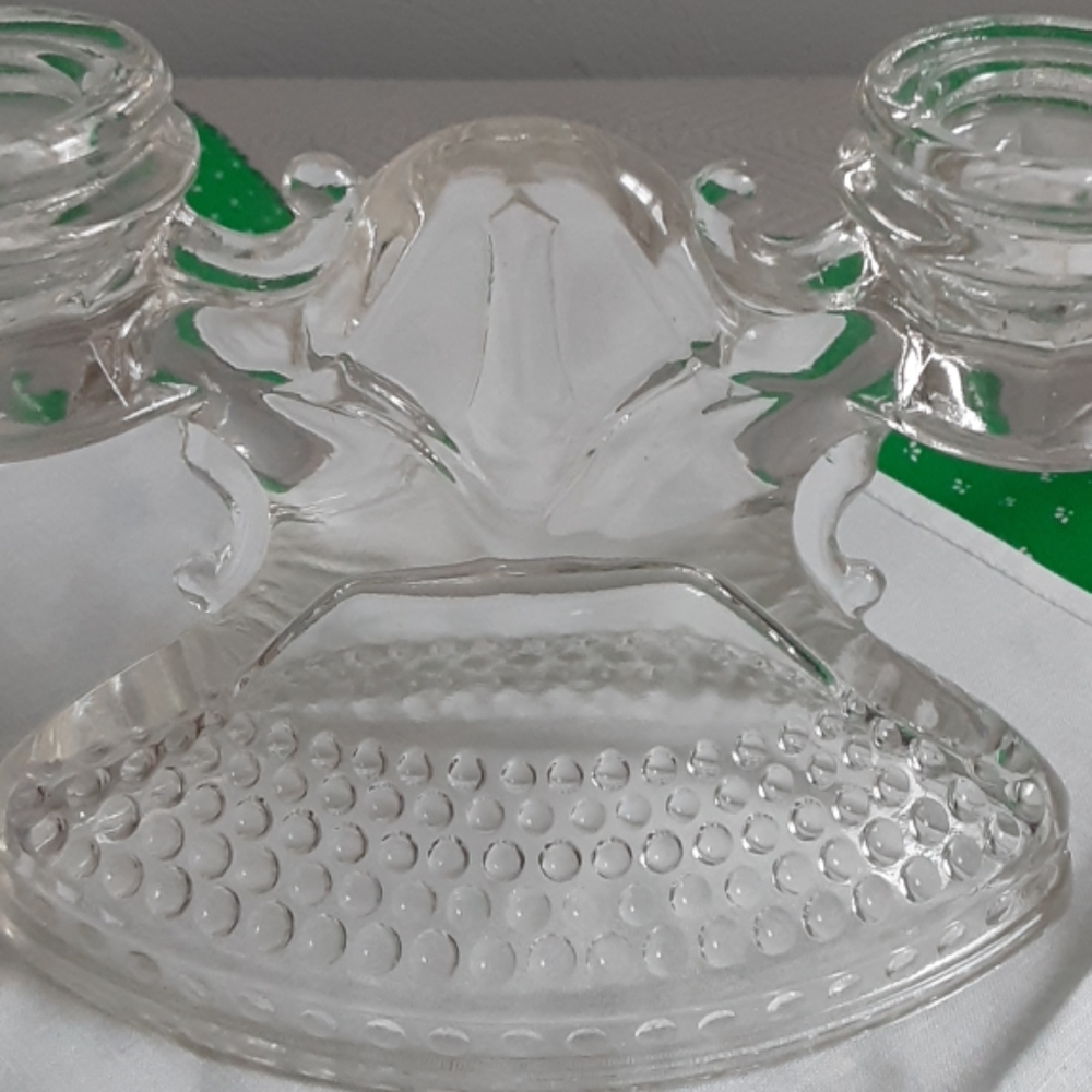 Vintage heavyweight candleholder/ hobnail - Picture 4 of 7